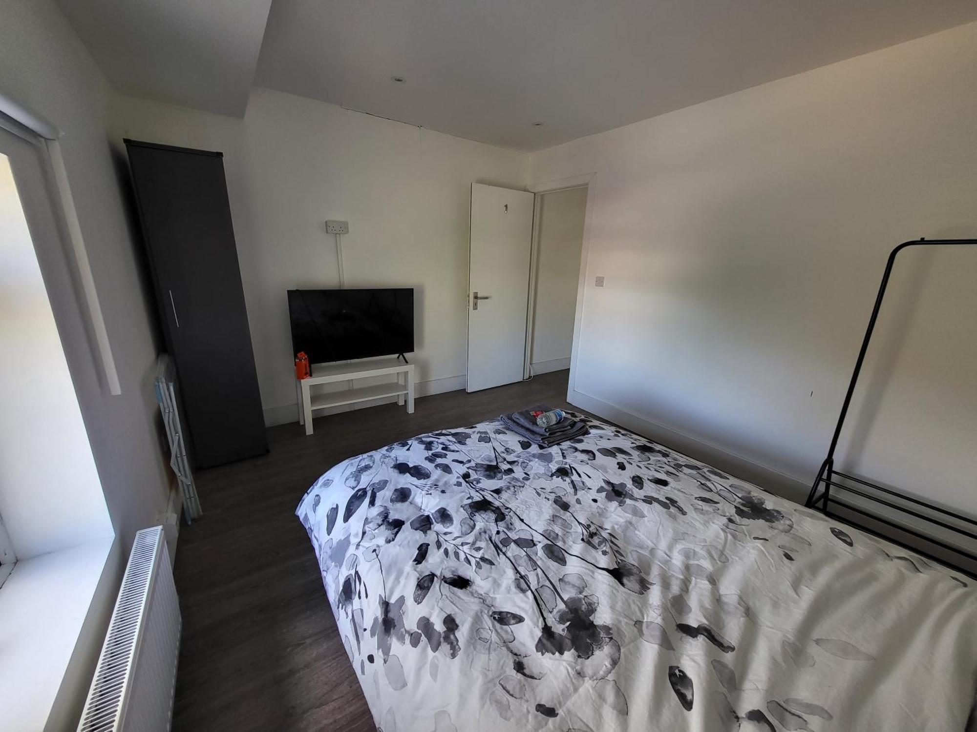 Private Room Near Central Ideal For City Explorers ลอนดอน ภายนอก รูปภาพ